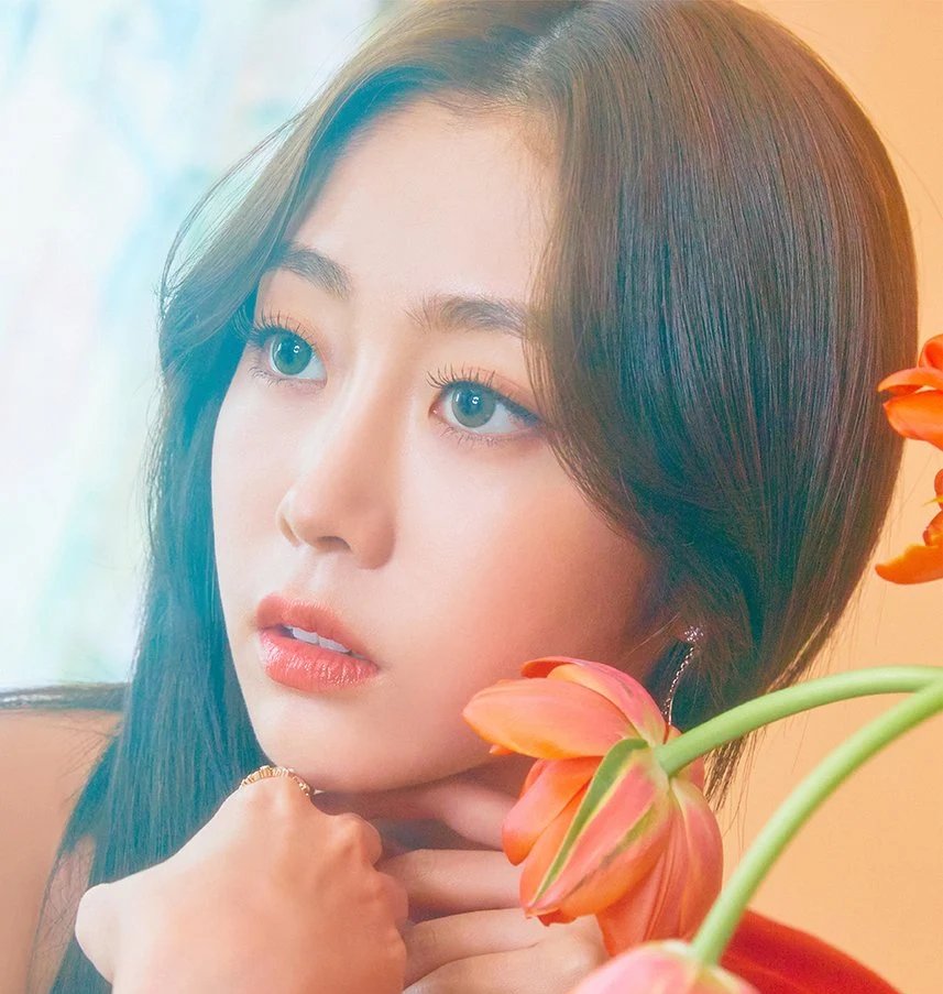 LOVELYZ ONCE UPON A TIME 6TH MINI ALBUM 6 LOVELYZ ONCE UPON A TIME 6TH MINI ALBUM
