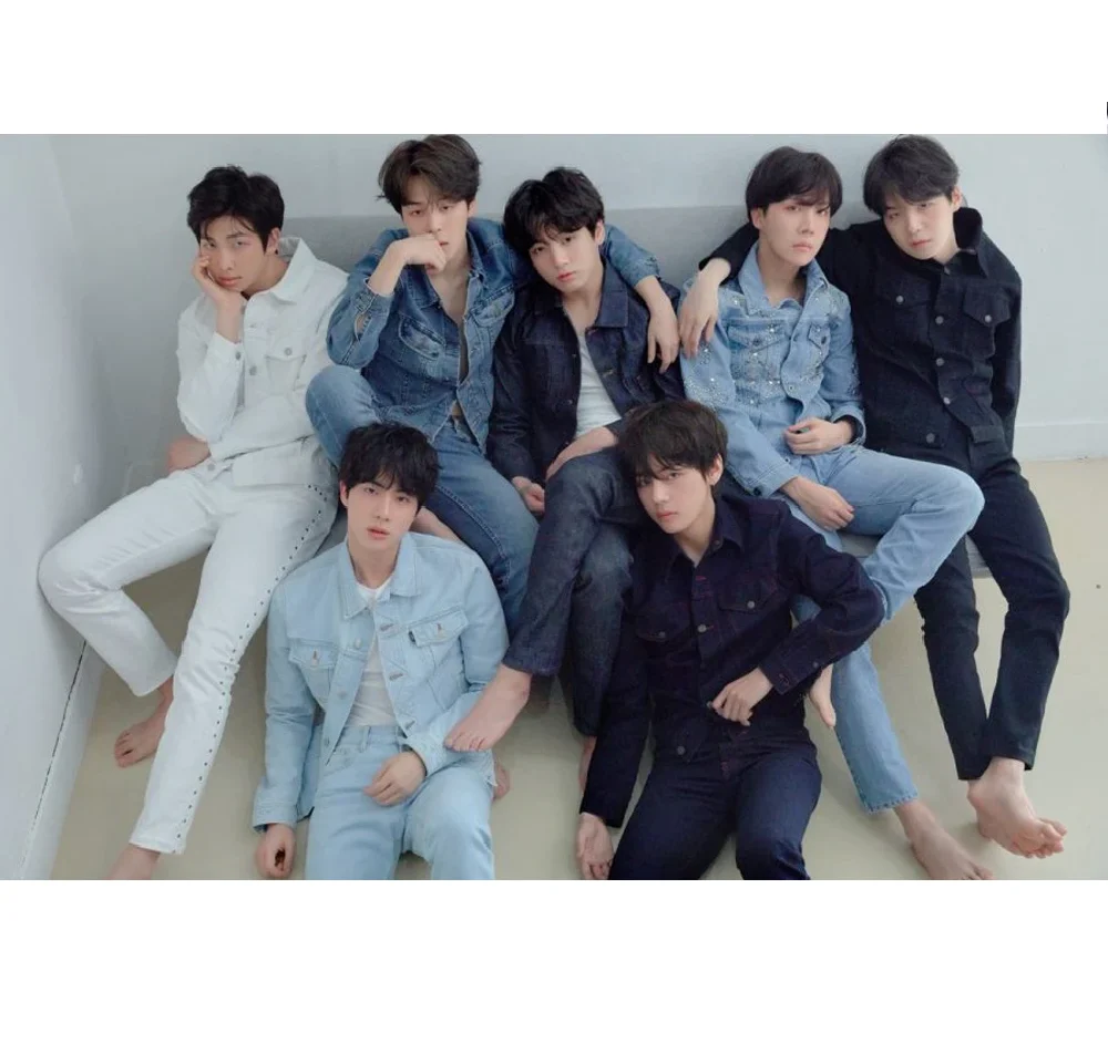 BTS LOVE YOURSELF TEAR OFFICIAL POSTER (VER R) 1 BTS LOVE YOURSELF TEAR OFFICIAL POSTER (VER R)