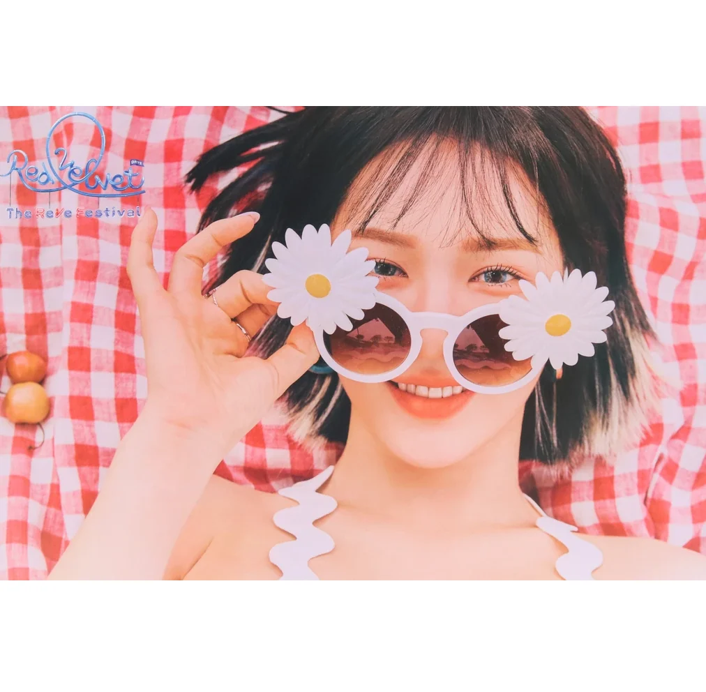 RED VELVET THE REVE FESTIVAL DAY 2 (DAY 2 VER) OFFICIAL POSTER (WENDY) 1 RED VELVET THE REVE FESTIVAL DAY 2 (DAY 2 VER) OFFICIAL POSTER (WENDY)