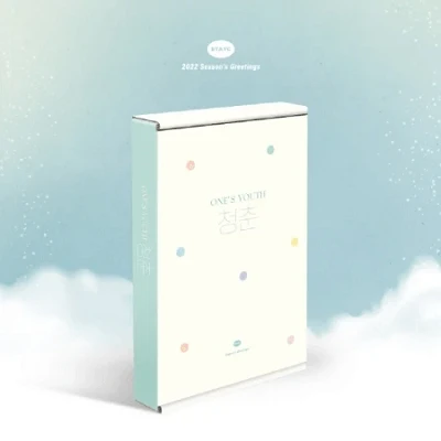 STAYC ONE'S YOUTH 2022 SEASON'S GREETINGS | LIMITED FIRST PRESS ONLY: OFFICIAL PHOTO CARD SET