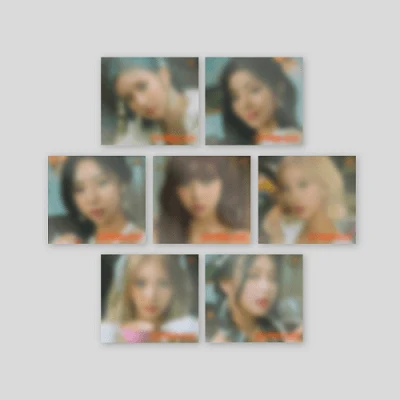 PURPLE KISS 4TH MINI ALBUM GEEKYLAND DIGIPACK VER. 2 PURPLE KISS 4TH MINI ALBUM GEEKYLAND DIGIPACK VER.