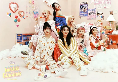 DREAMCATCHER 2022 SEASON’S GREETINGS | SWEET DREAMS VERSION POSTER 1 DREAMCATCHER 2022 SEASON’S GREETINGS | SWEET DREAMS VERSION POSTER