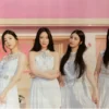 BRAVE GIRLS SUMMER QUEEN POSTER | B VERSION