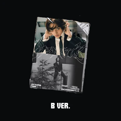 LUCAS 1ST SINGLE ALBUM RENEGADE PHOTOBOOK VER. | 2 ALBUMS SET 3 LUCAS 1ST SINGLE ALBUM RENEGADE PHOTOBOOK VER. | 2 ALBUMS SET