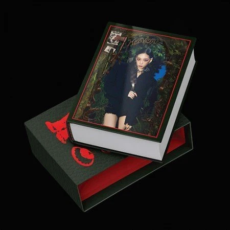 GIRLS GENERATION TAEYEON SINGLE ALBUM  HEAVEN (MINI RECIPE BOOK VER.)